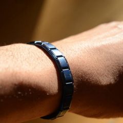 Les bracelets magnétiques : de quoi s’agit-il et comment fonctionnent-ils ?